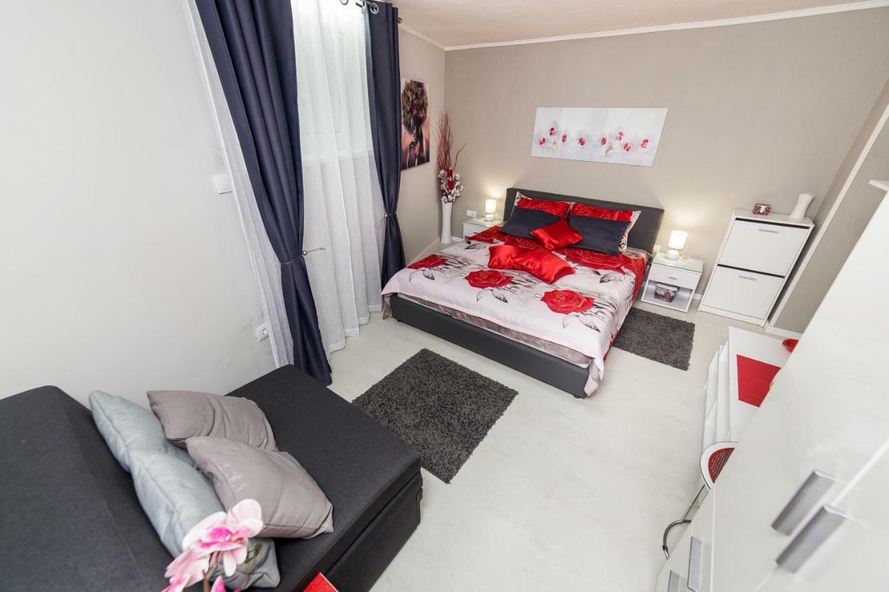 Apartment Romanov Βελιγράδι Εξωτερικό φωτογραφία