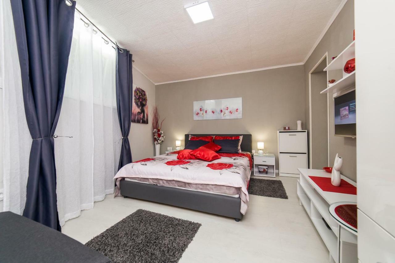 Apartment Romanov Βελιγράδι Εξωτερικό φωτογραφία