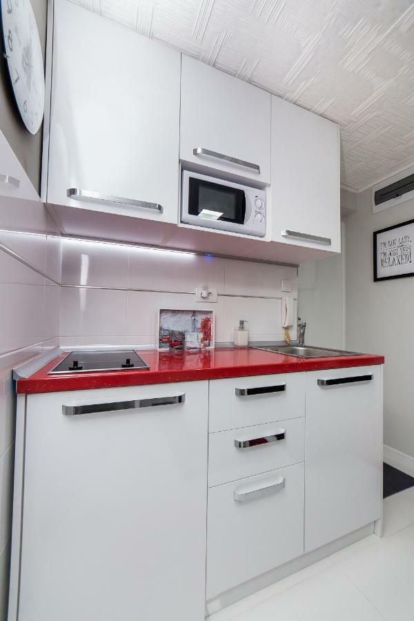 Apartment Romanov Βελιγράδι Εξωτερικό φωτογραφία