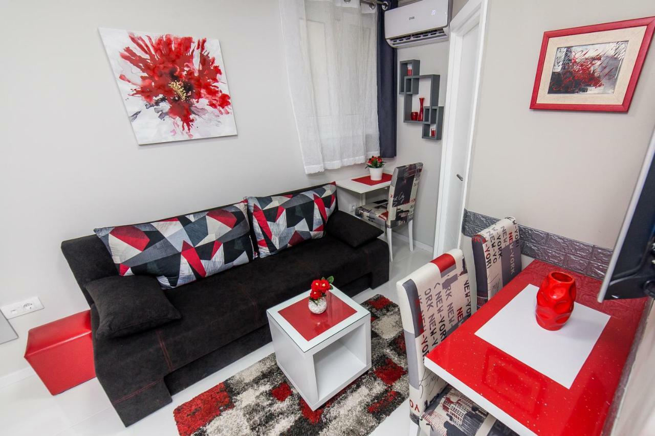 Apartment Romanov Βελιγράδι Εξωτερικό φωτογραφία
